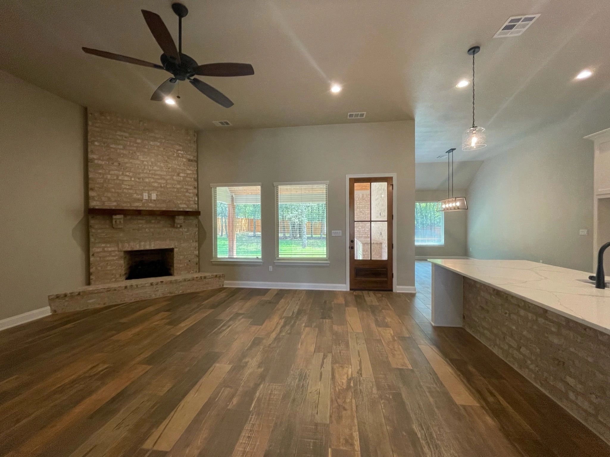 Kitchen finishes
