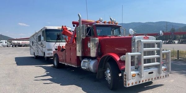 Montana Towing Emergency Roadside Services in Greenough, MT