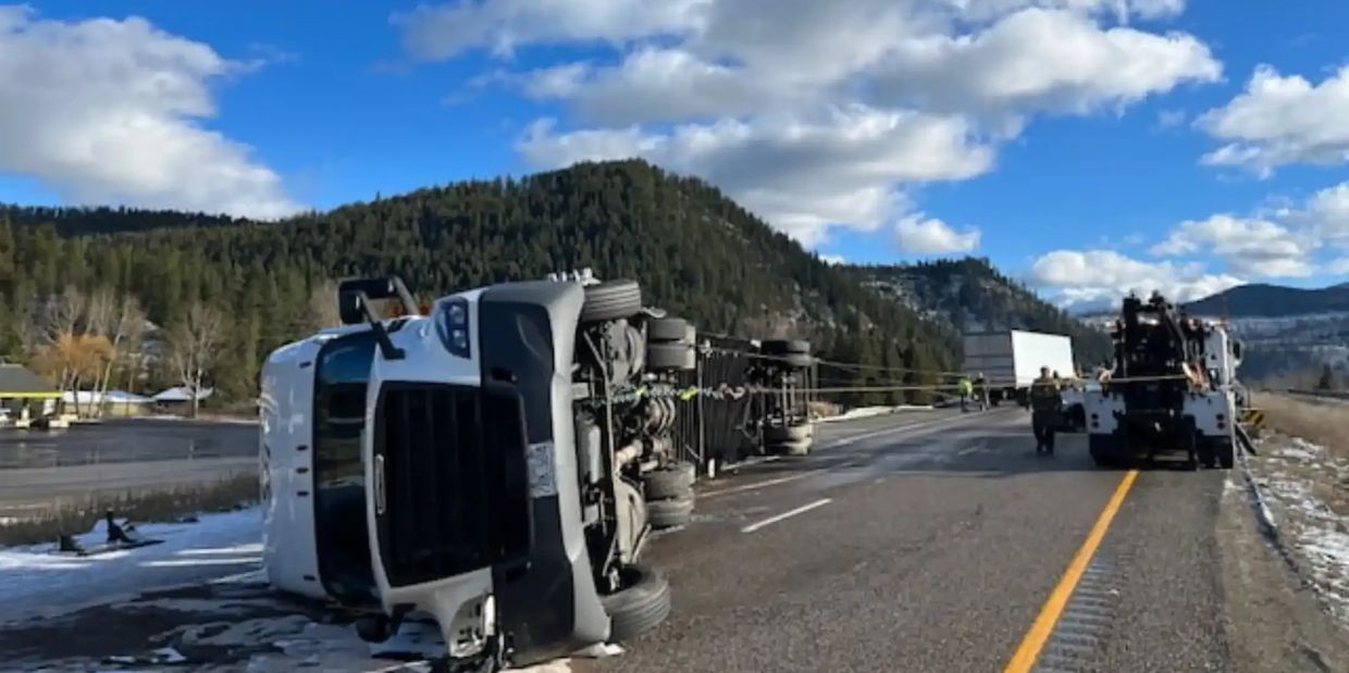 Montana Towing during Heavy Duty Recovery operations in Superior, MT.