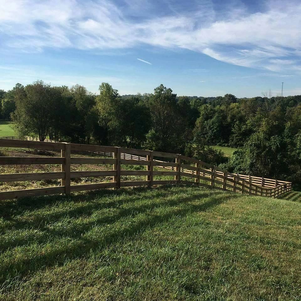 Wooden Kentucky 4 board. Great for many uses.