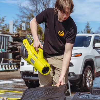 Expert Detail Technician Ethan Weaver