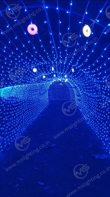 LIGHT TUNNEL 