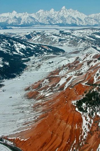 The corridor that pronghorn move through is scenically spectacular but also rugged and unforgiving when winter sets in. Photo by Franz Camenzind