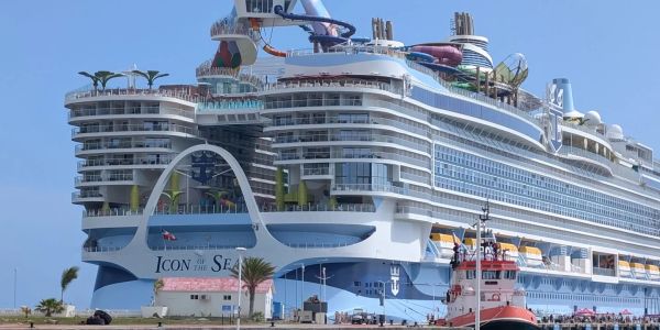 Icon of the Seas docked on Royal Caribbean's private island Coco Cay