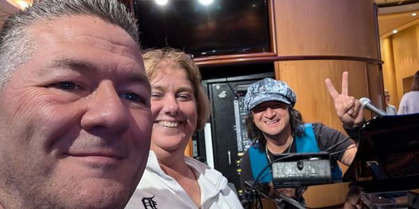 Juan "the Piano Hitman" Jade at the Schooner Bar on Liberty of the Seas