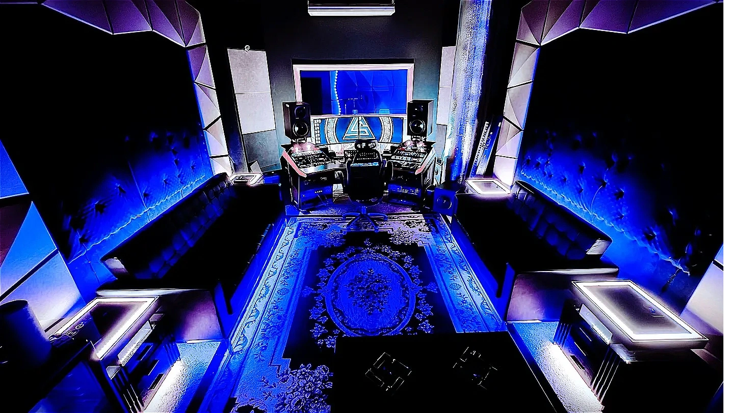 Real studio photo for Loud Studios NYC