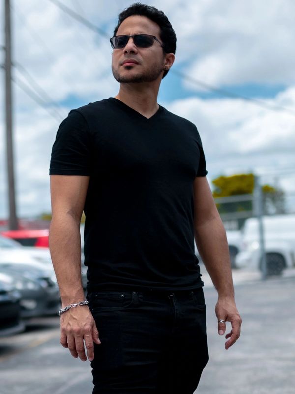 a picture of EdgarOnTheBeat on a parking lot
