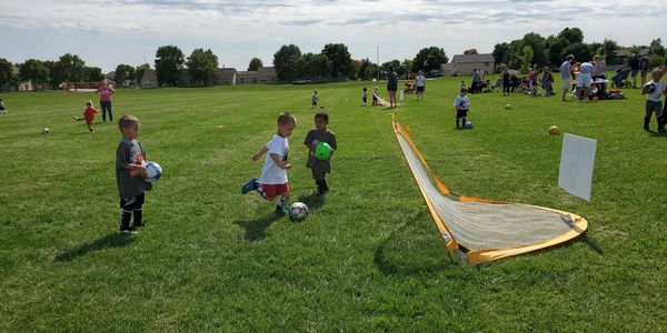 Lincoln League Dates: September 17-October 19



Tierra Park

 Saturday late mornings