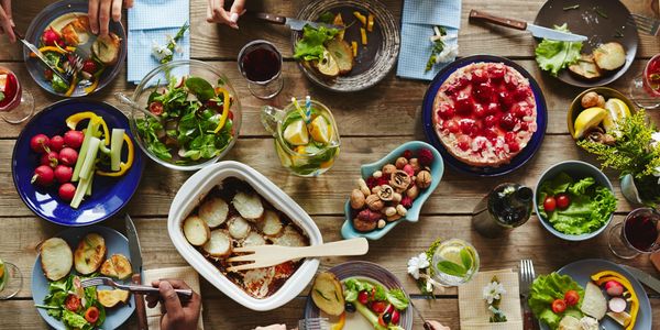 TABLE WITH NUTRITIOUS HEALTHY ORGANIC FOODS.