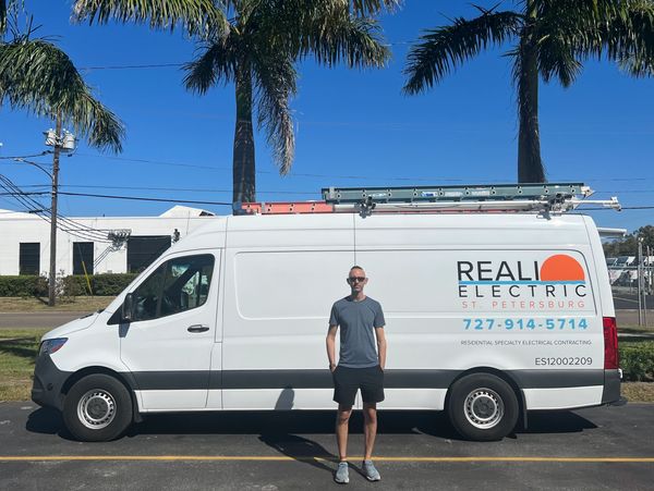 Frank Reali van sprinter electrician outside palm trees Florida st Petersburg 33713 33704 33712