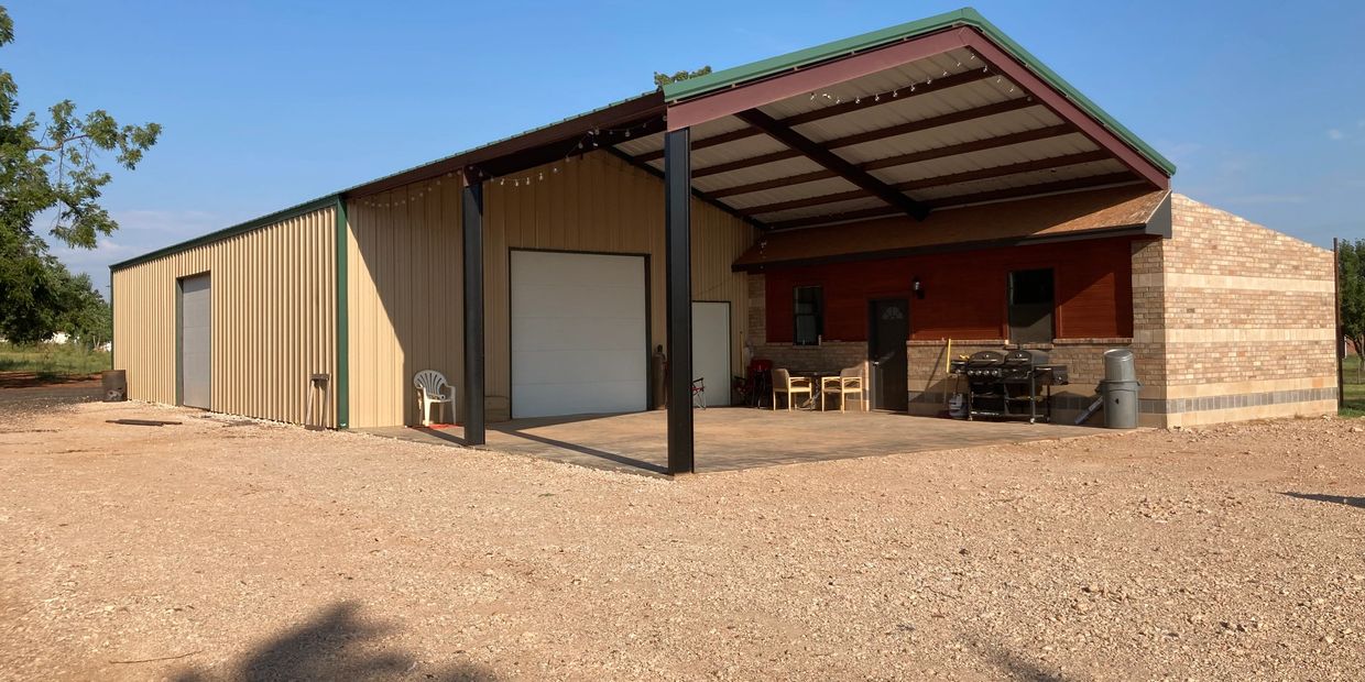 Metal barn and apartment building in Oklahoma City