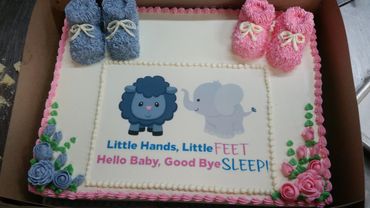 A Cutie!
1/2 slab Gateau or Torte. decorated for a baby shower!