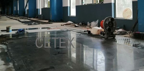 Lithium Densifier makes the concrete surface look like glass, Increases abrasion & water resistance 