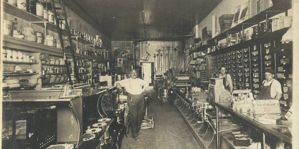 Gus Pratsch's Hardware Store