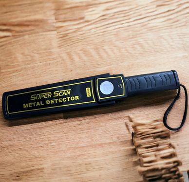 superscan hhmd hand held metal detector with rechargeable battery and charger