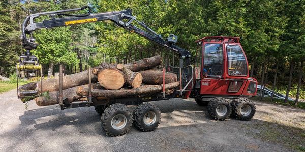 Alstor forwarder 8x8 transporteur forestier
