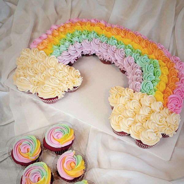 Pastel rainbow pull-apart cupcake cake