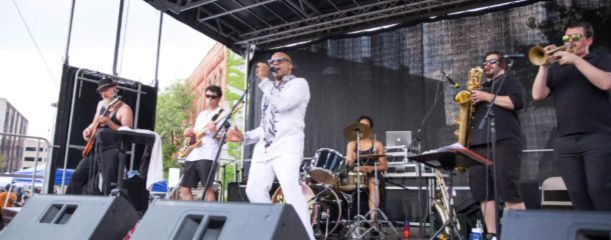 Black Live Band.png
