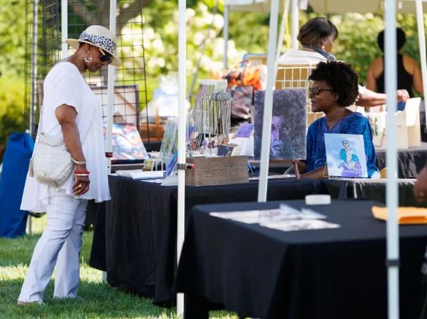 Black Vendors.png