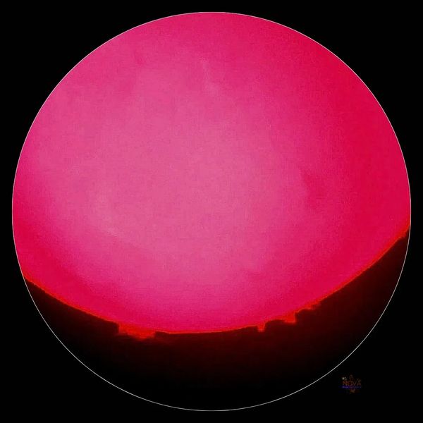 Solar prominence's as seen through a solar telescope 