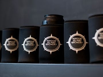 Keep your brew cold and your hands dry with our branded stubbie holder! Perfect for those hot days o