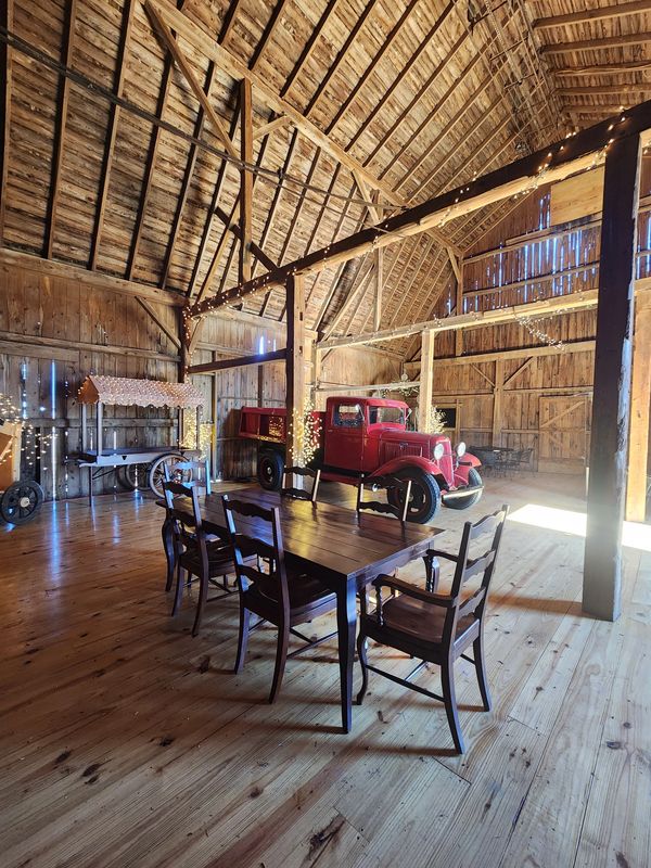 Historic Event Barn, Party Venue at Warstler Farm