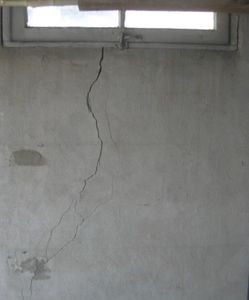 Home inspection foundation crack
