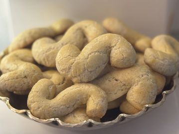 Sicilian S cookies, Italian pastries, randazzos pastries shop freshly made