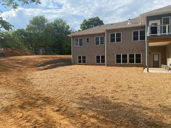 Excavation Services-site prep, land grading, leveling, seed & straw in Springfield, TN / Middle, TN