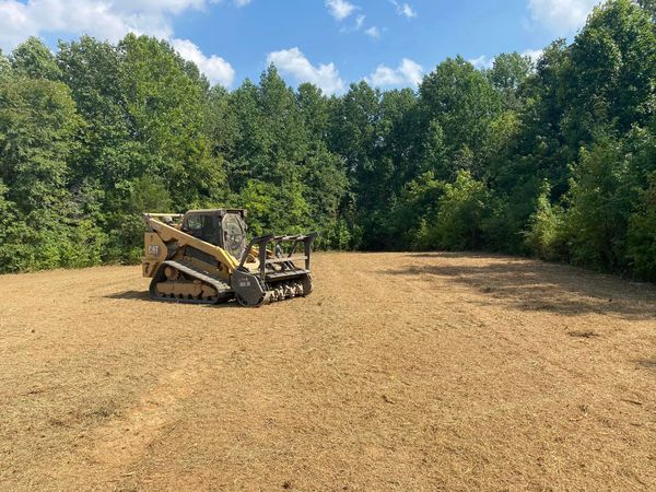 Excavation Services-site prep, land grading, leveling, seed & straw, in Springfield, TN / Middle, TN