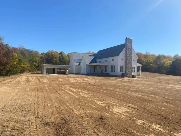 Excavation Services- land grading, leveling, site preparation in Springfield, TN / Middle, TN