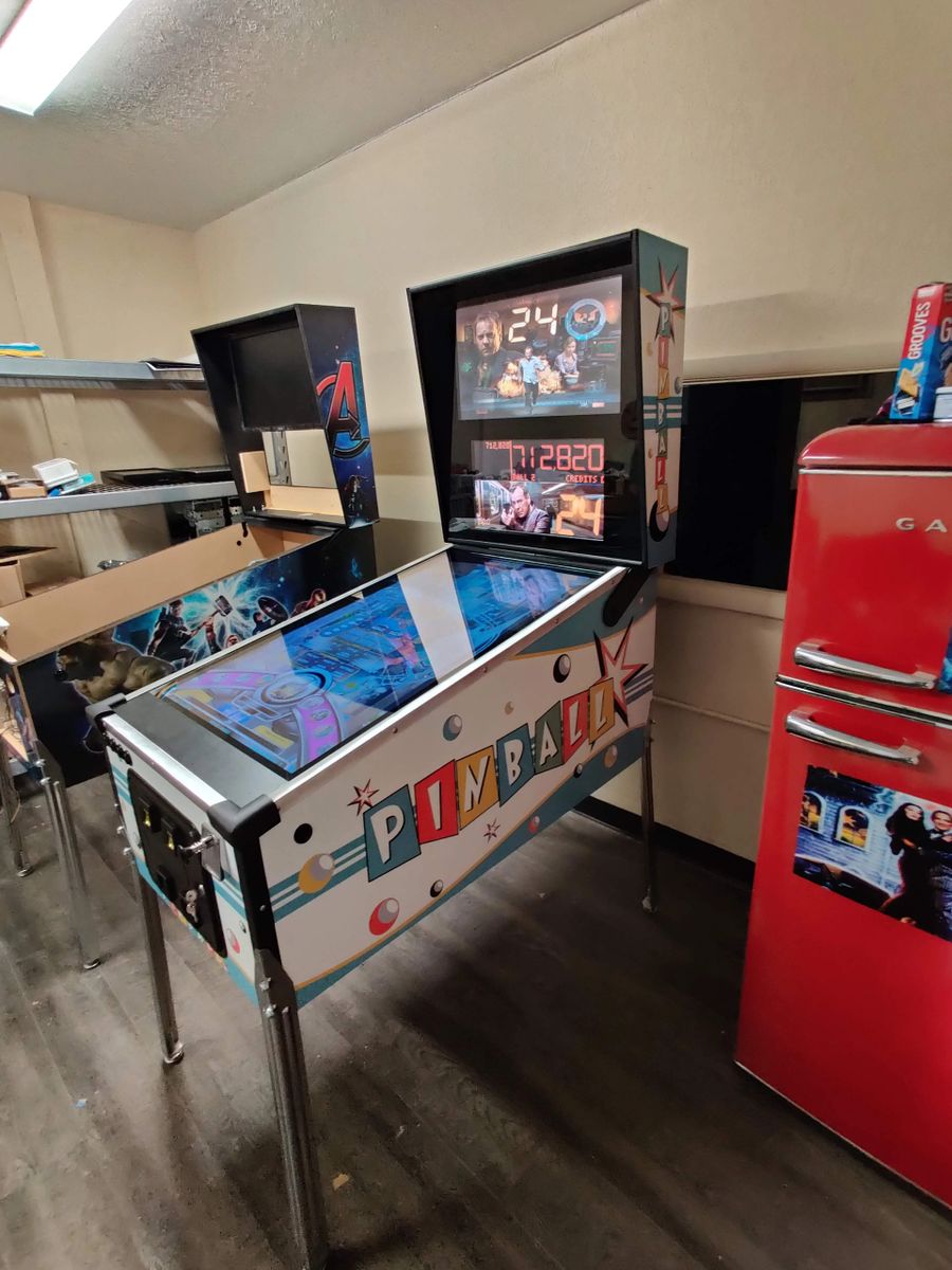 43 inch virtual pinball machine - FLIPPATASTIC - modern art - made for  arcade