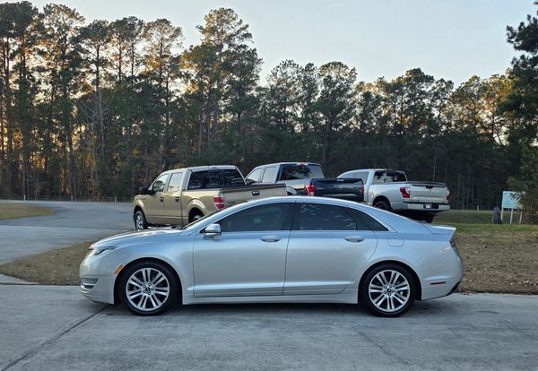 2015 Lincoln MKZ Hybrid 