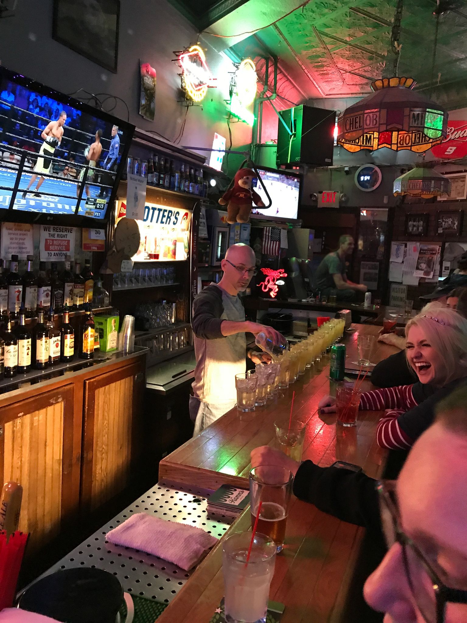 Otter's Saloon photo