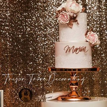 Rose gold mirror cake stand