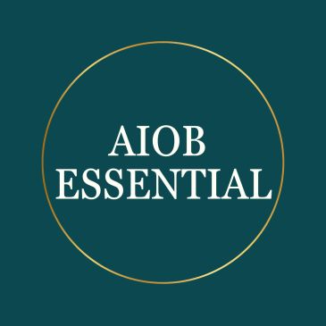 Logo de AIOB Essential con fondo verde y texto blanco.
