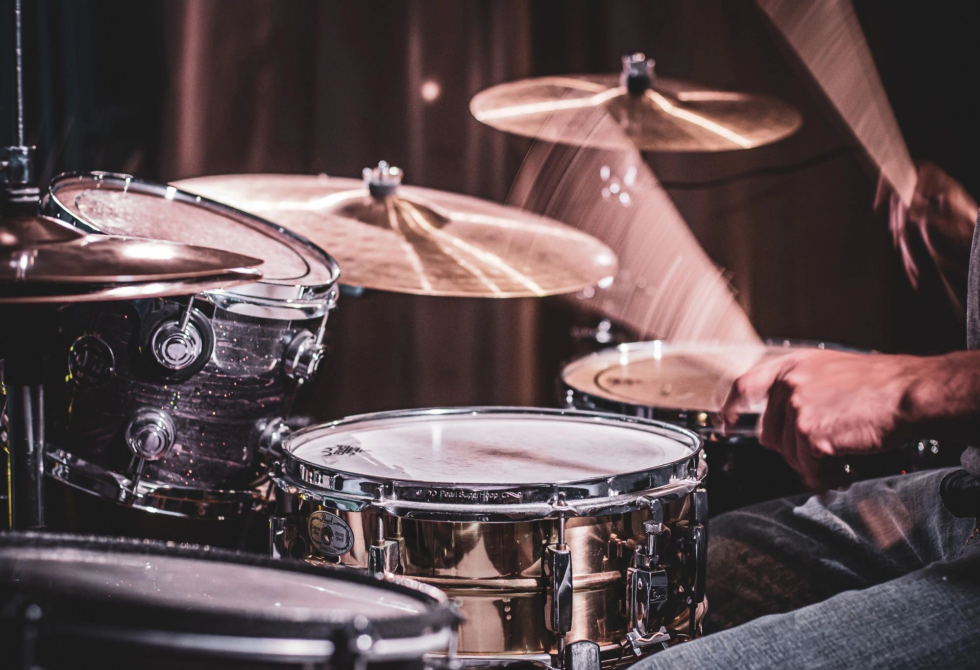 Drum Lessons in Los Angeles - DrumLessonsLosAngeles.com