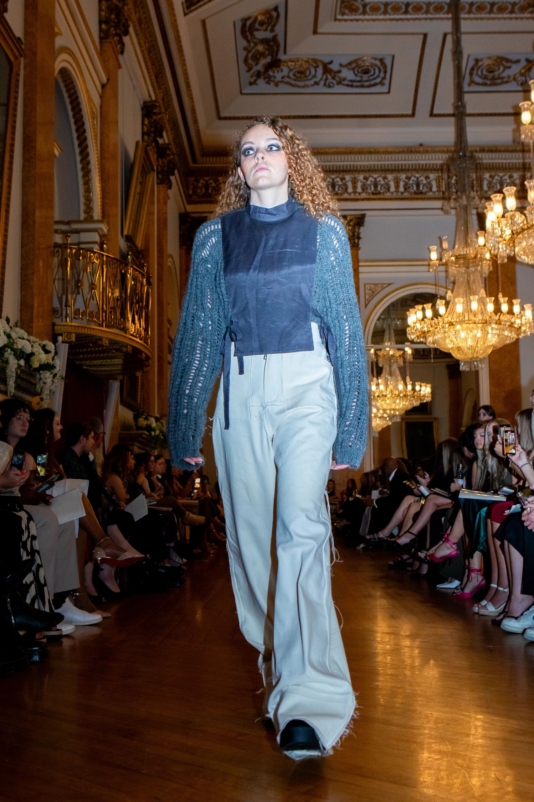 LOOK 2