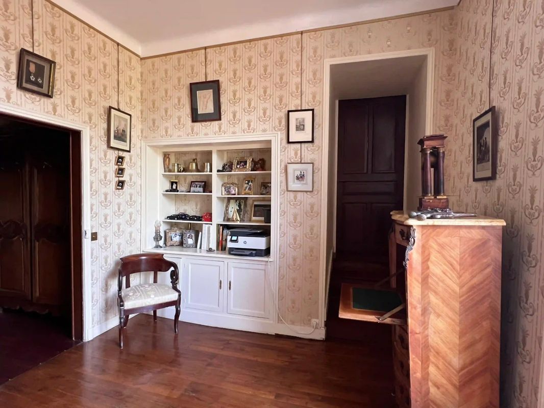 French Château