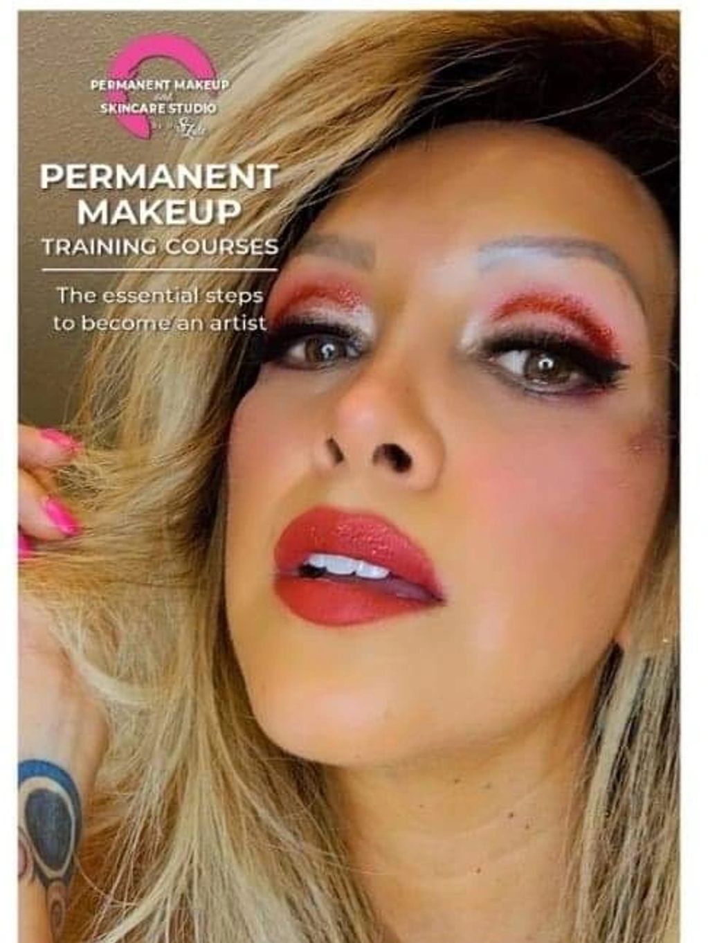 Transform your skills with Iris Permanent Make  private classes.