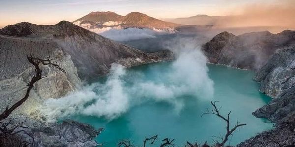 Danau kawah ijen