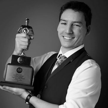 Michael Bloemeke, professional magician