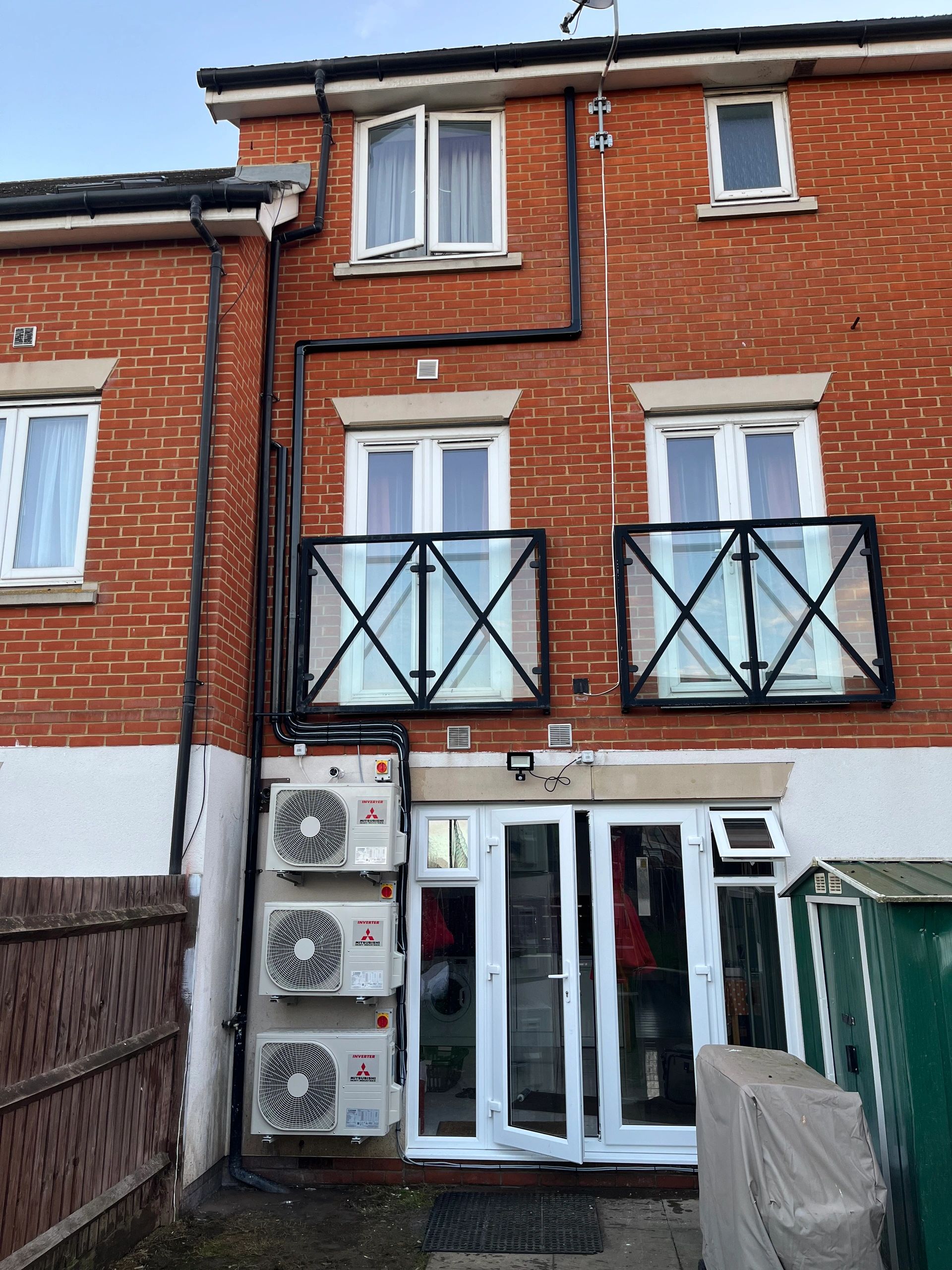 3 x Mitsubishi heavy air conditioning systems installed in a residential property.
#Mitsubishiheavy