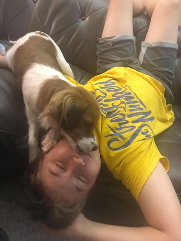 LOVES AND KISSES