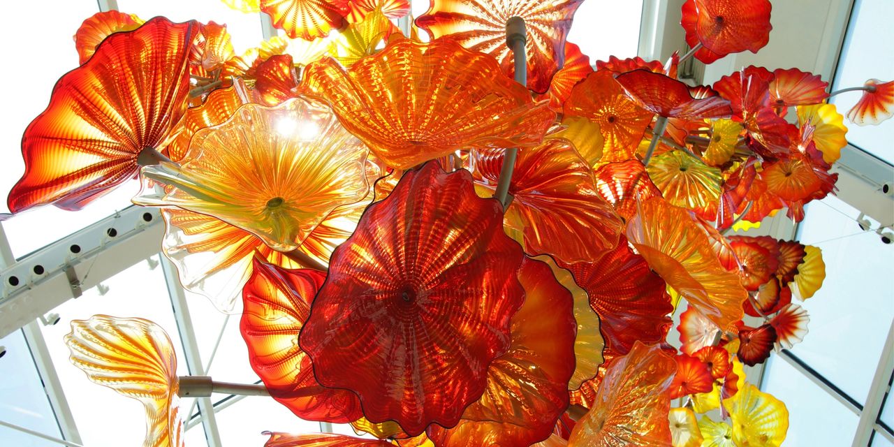 Image of Chihuly blown glass chandelier 