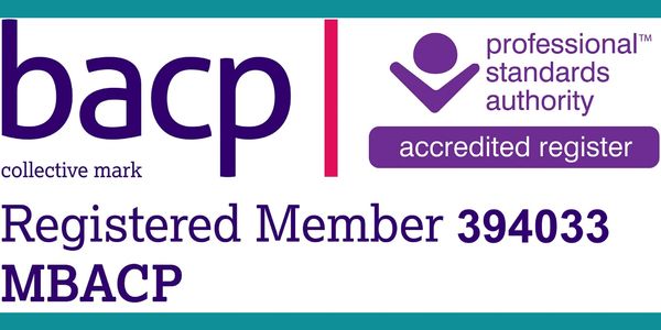 BACP's  professional collective mark to indicate that Shelley is a Registered Member of BACP.