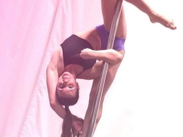 Jesslyn Hodgson Pole Jamz fitness London Ontario