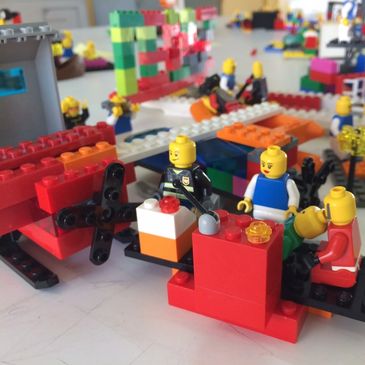 Lego Serious Play, talleres y workshops para empresas. Mejorar trabajo en equipo