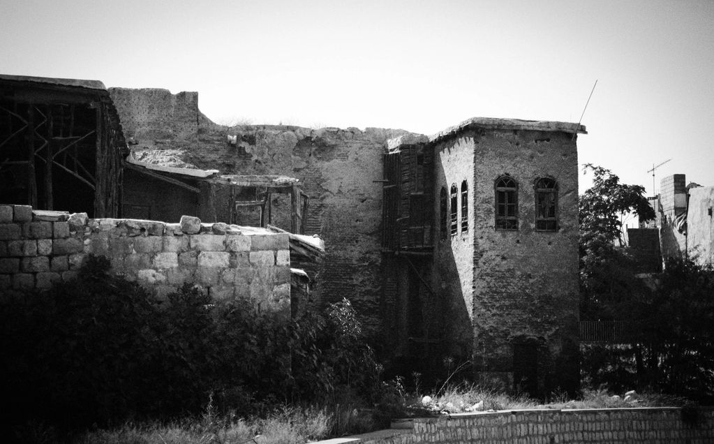 Abandoned

Old-Damascus, Syria | 2006