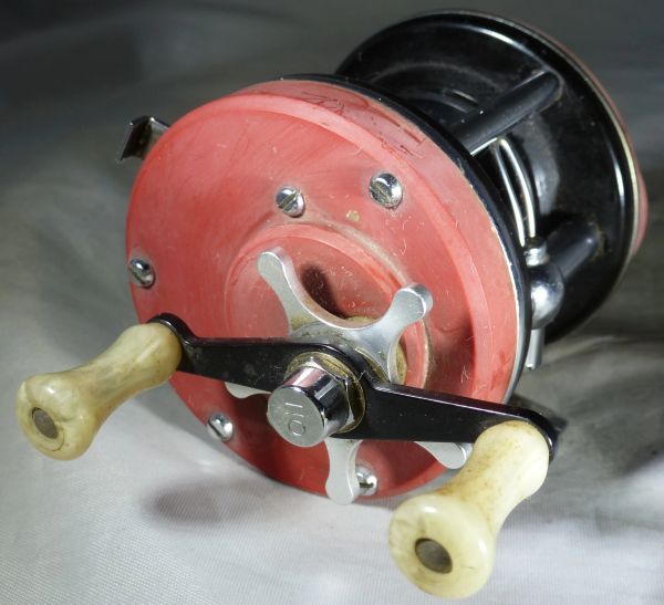 amazon baitcaster reels KastKing: Baitcasting Piscifun Alijoz 400 LC Abu Garcia Catfish Reels a P2 Super Pinion Avet Reel Model:MXJ G2 6/4 MC